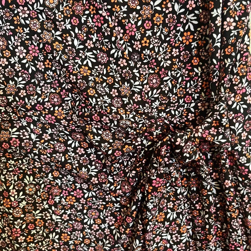 MICHAEL Kors Floral Short Sleeve Wrap-Style Floral Ruffle Mini Dress Size small